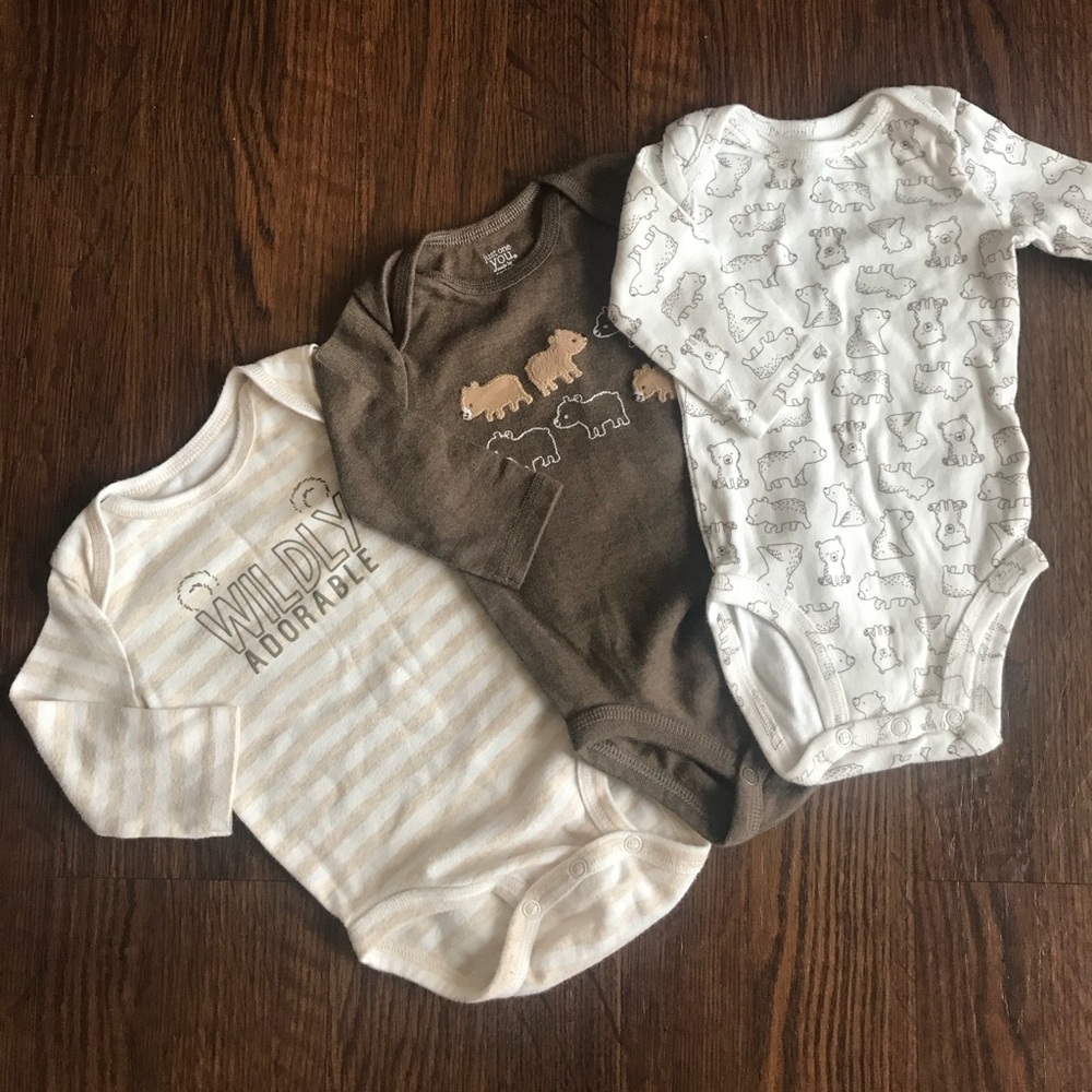 Just one you by Carter’s 3pc bodysuit set